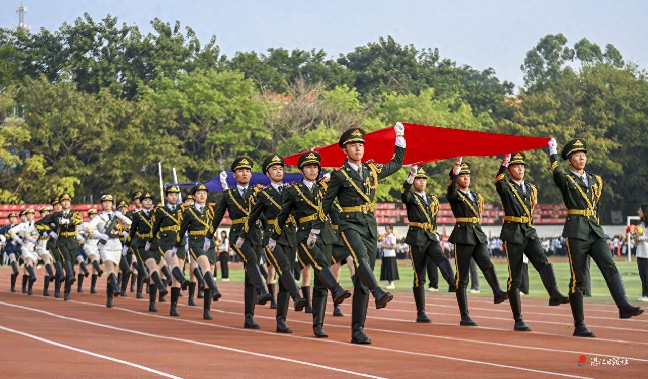 大学运动会燃爆海大，活力开幕展青春