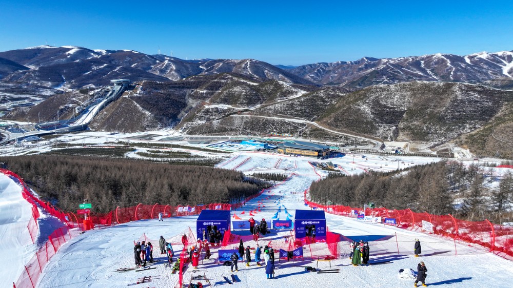 崇礼冰雪产业转型发展_冬奥会申办_崇礼雪季收官数据