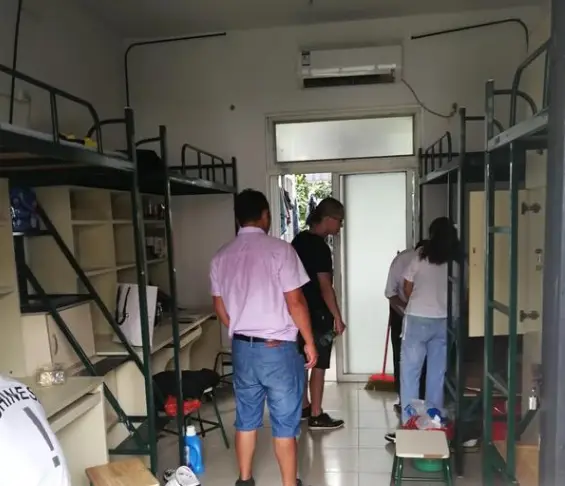 大学宿舍费用_八人间六人间四人间价格_大学宿舍